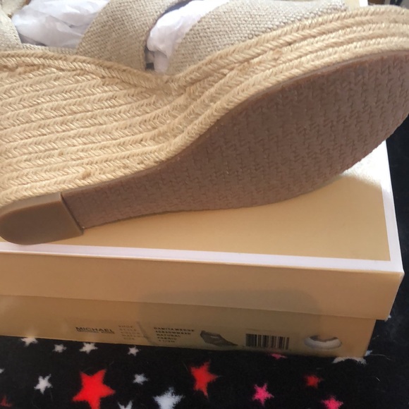 NWT MUCHAEL KORS NUDE CANVAS ESPADRILLE - Picture 3 of 4